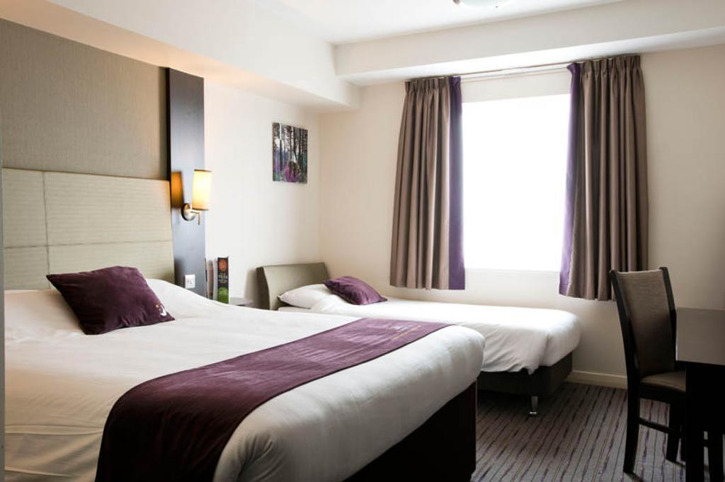 Premier Inn Epsom South Chambre photo